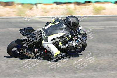 media/Oct-15-2022-TrackXperience (Sat) [[8f70b8b0be]]/Group 2/session 2 turn 3 and 4/